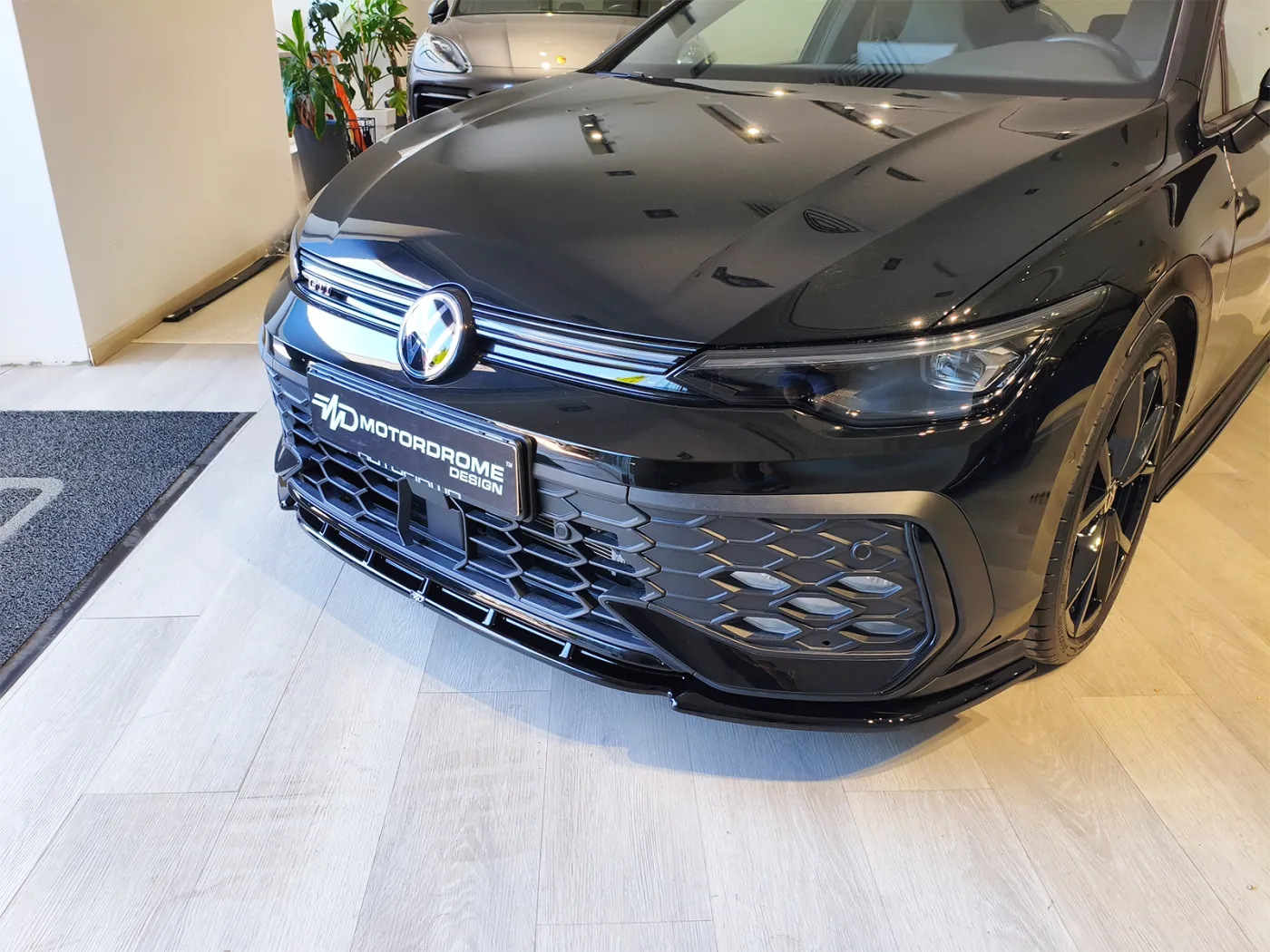 Motordrome Front Splitter V.1 Motordrome Front Splitter V.1