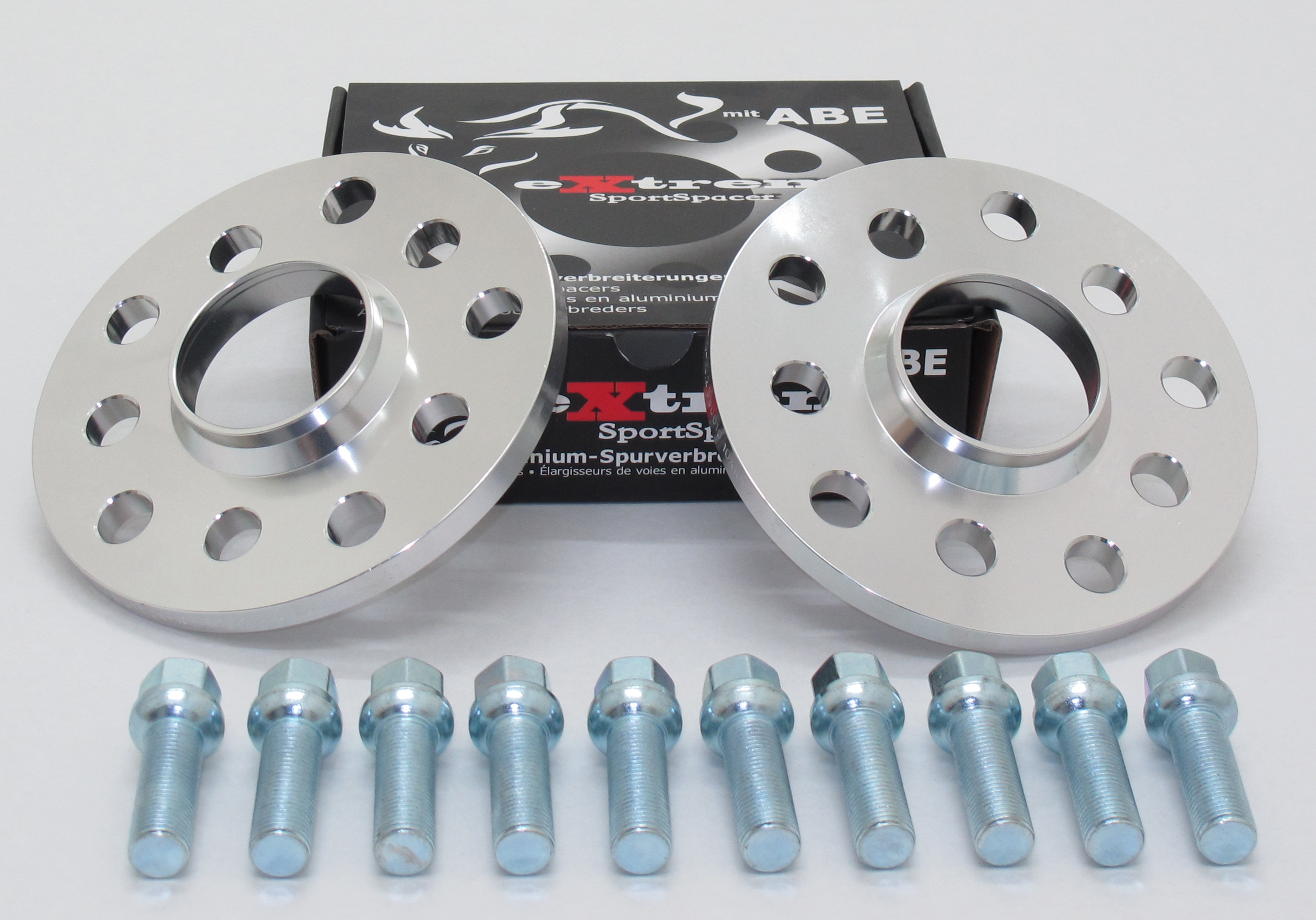 Novus Wheel spacers 20mm incl. wheel bolts