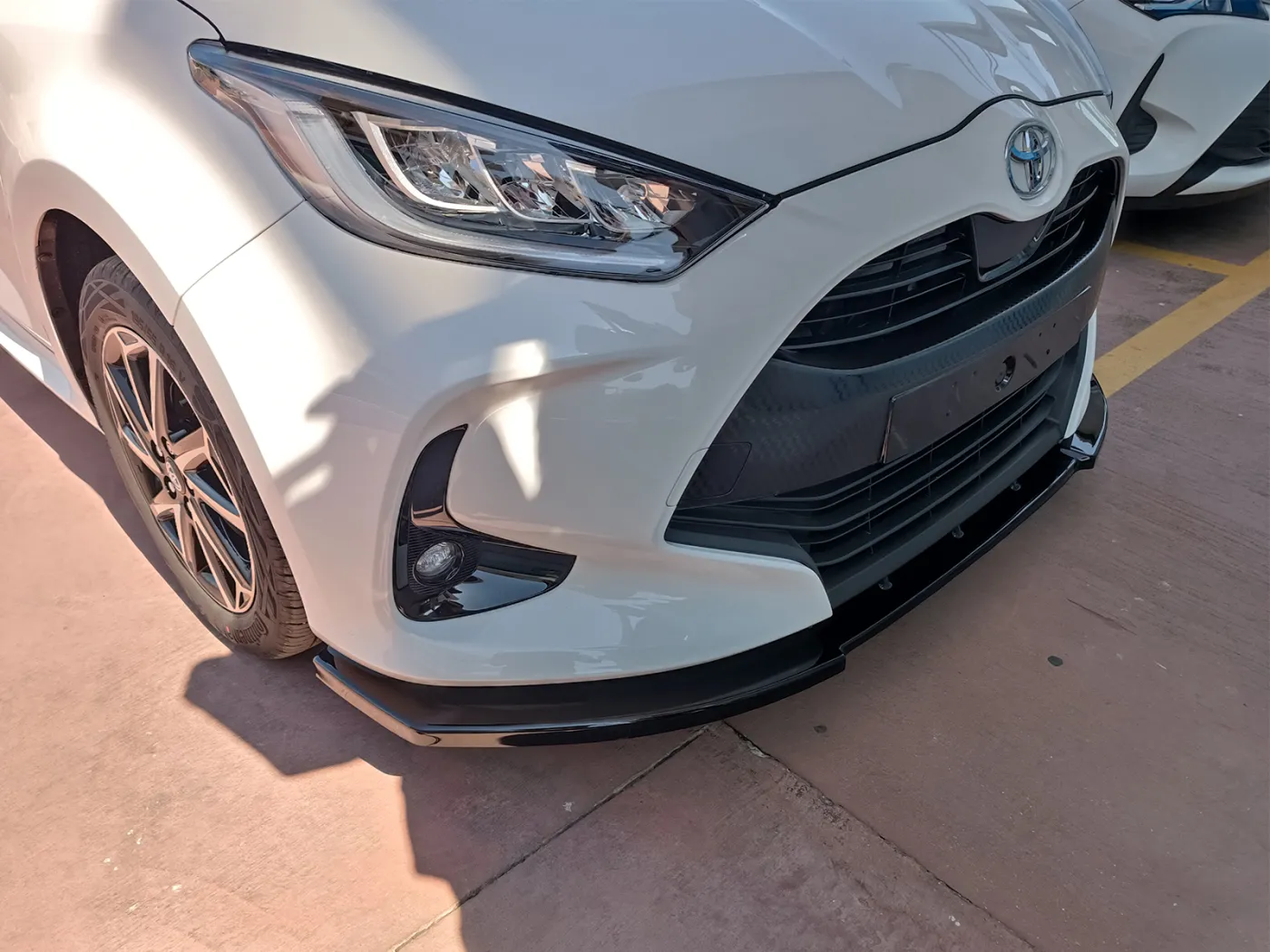 Motordrome Front Splitter V.2 Motordrome Front Splitter V.2