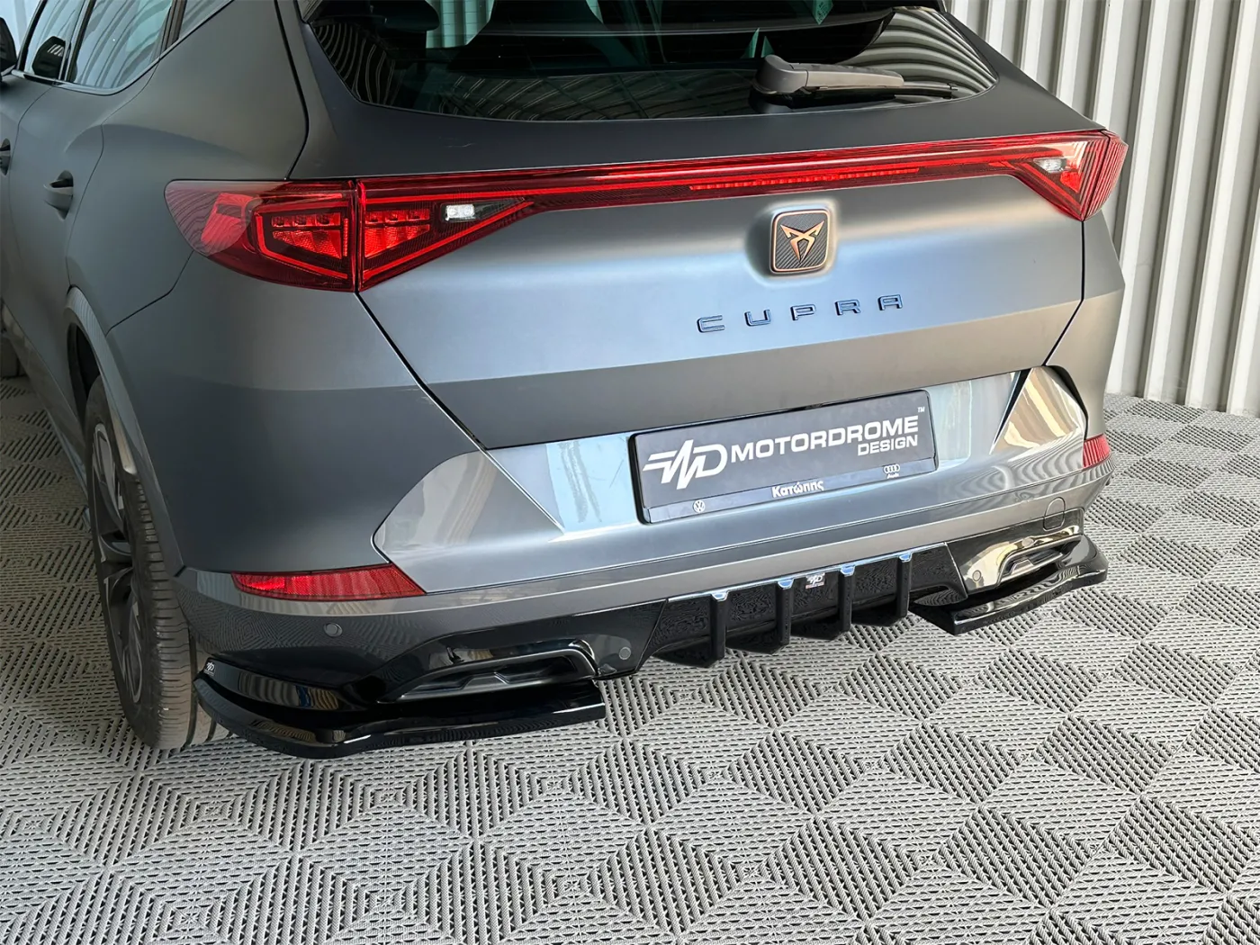 Motordrome Hintere Seitensplitter