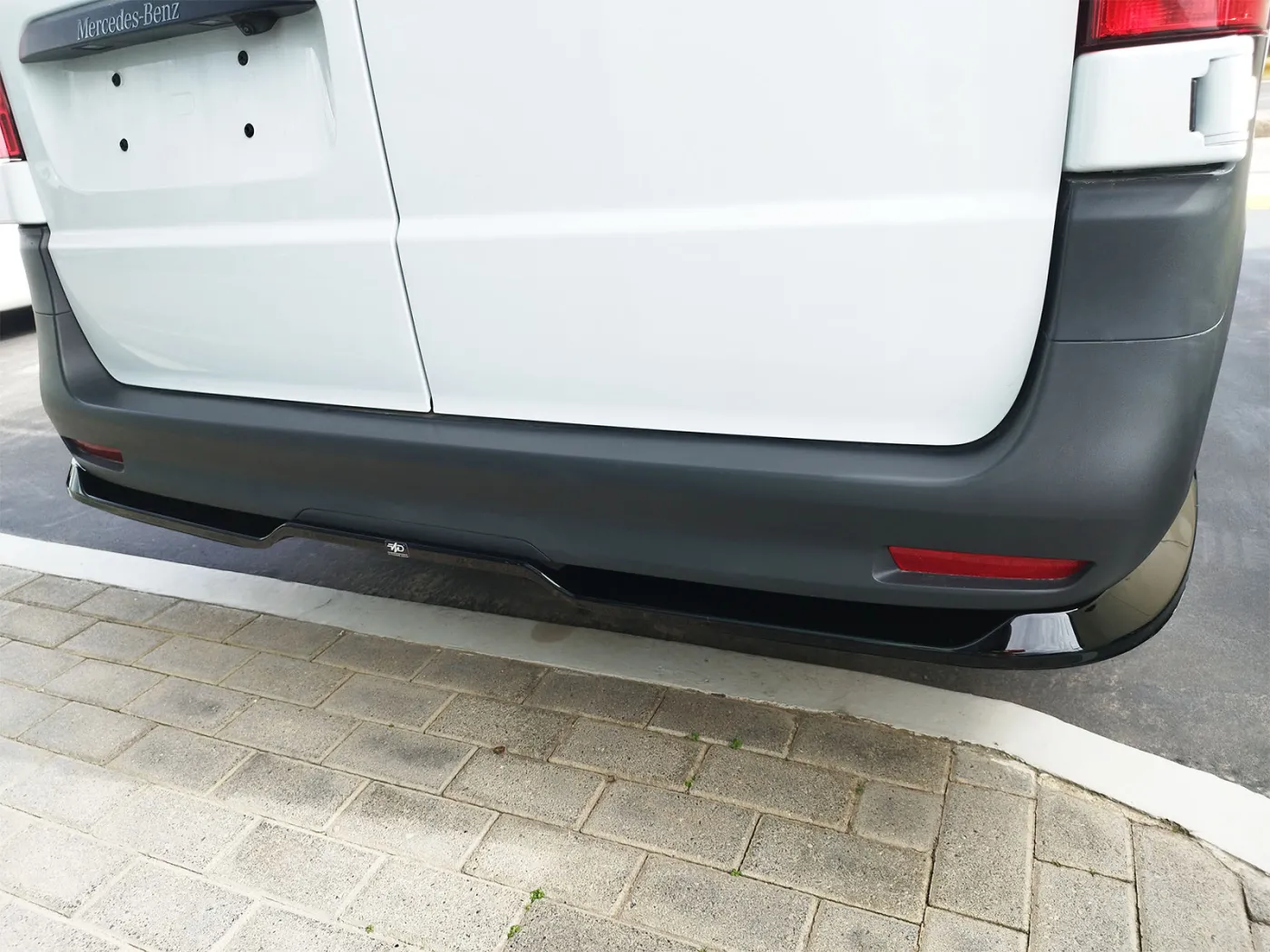 Motordrome Rear Splitter