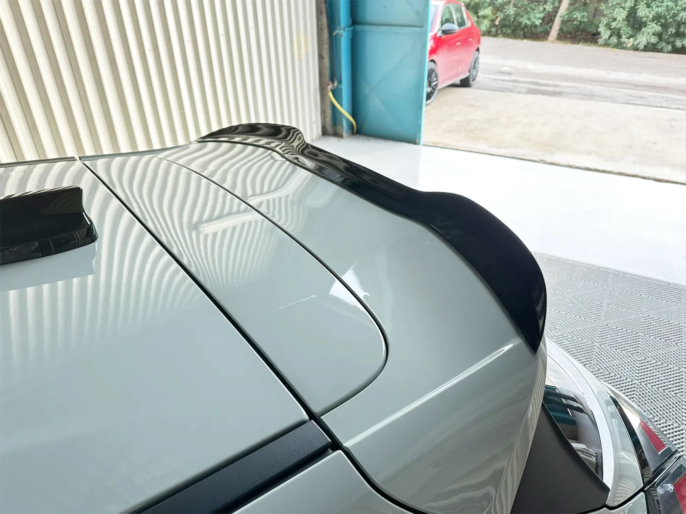 Motordrome Spoiler Cap Motordrome Spoiler Cap