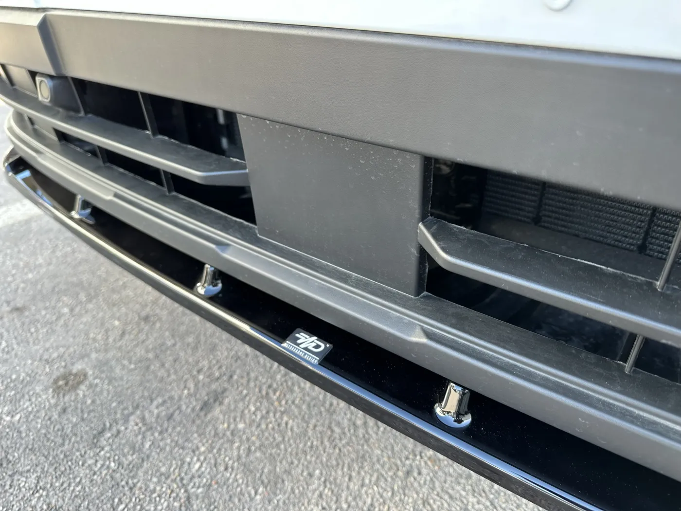 Motordrome Front Splitter V.1 Motordrome Front Splitter V.1