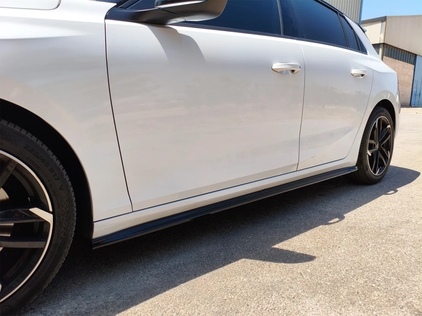 Motordrome Side Skirts Extensions