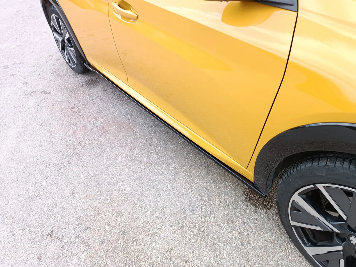 Motordrome Side Skirts Extensions V.2 Motordrome Side Skirts Extensions V.2