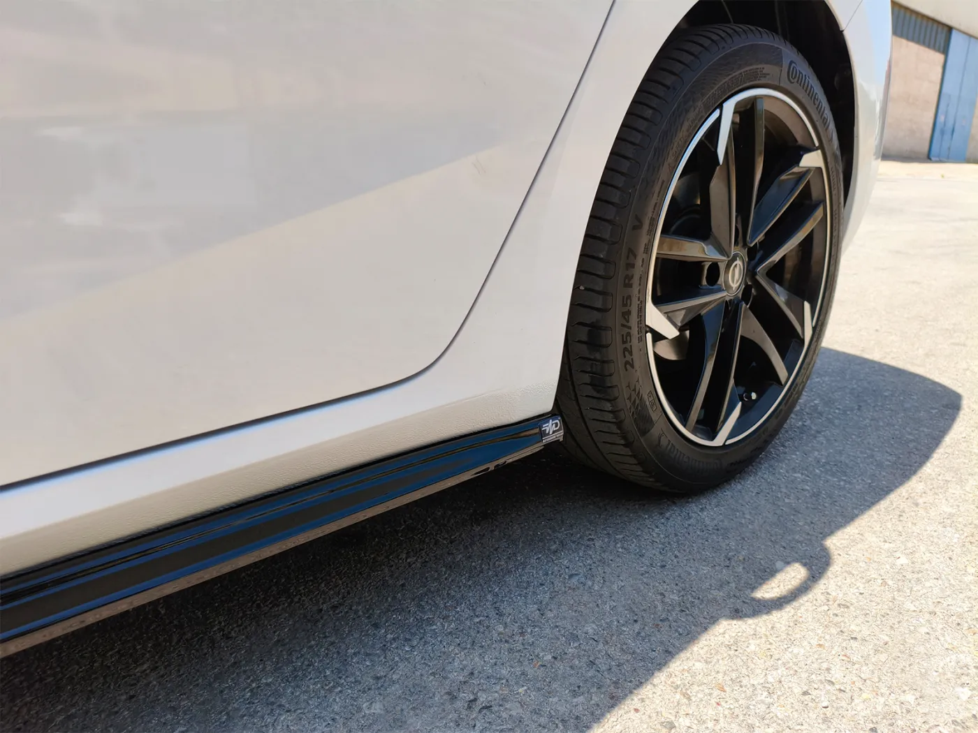 Motordrome Side Skirts Extensions