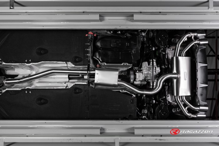 Audi_TTS_8S__2-0TFSI_58-0819-35_spoiler5 Ragazzon Duplex Endschalldämpfer 2x 108x70mm oval